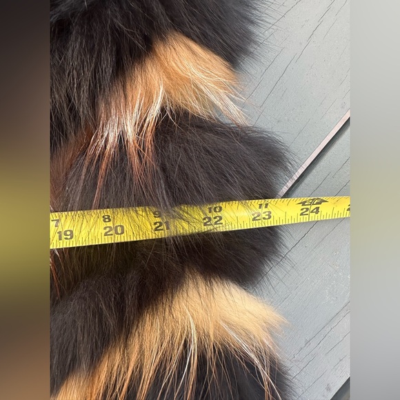 Diane Von Furstenberg fox vest - Picture 3 of 9